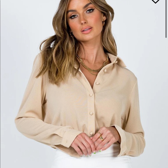 Princess Polly Button Up - Picture 2 of 7